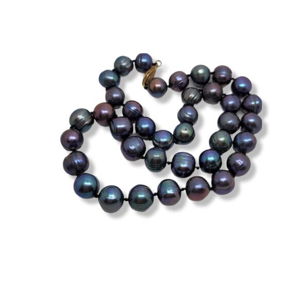 Genuine Round Circlet Peacock Black Cultured Pearls Hand tied 18" - Picture 5 of 5